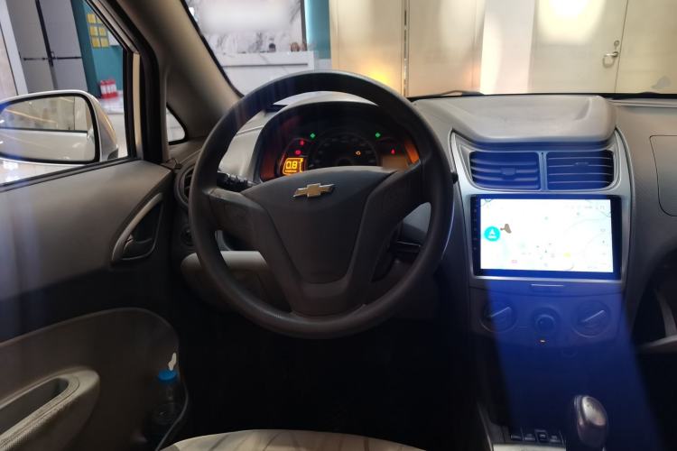 Used Chevrolet Sail 2013 Sedan 1.4L AMT Enjoy Edition Steering Wheel