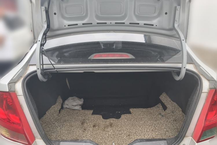 Used Chevrolet Sail 2013 Sedan 1.2L Manual Fashionable Happiness Edition Trunk