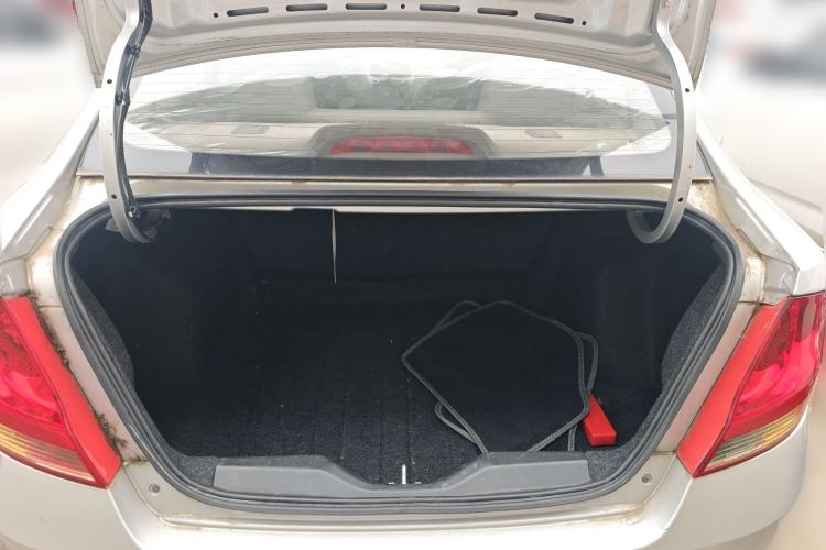 Used Chevrolet Sail 2013 Sedan 1.2L Manual Warm Edition Trunk