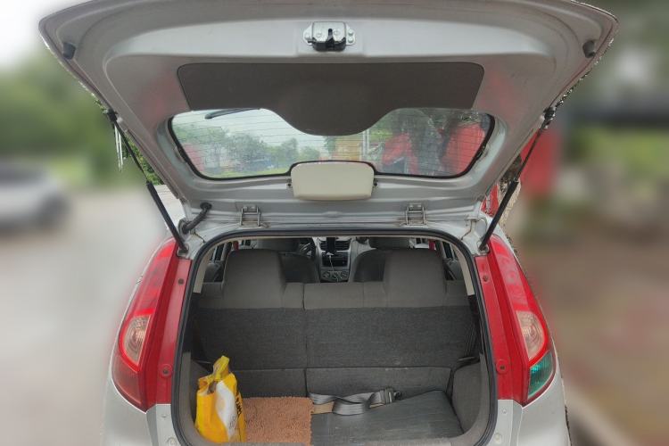 Used Chevrolet Sail 2013 Hatchback 1.2L AMT Ideal Edition Trunk