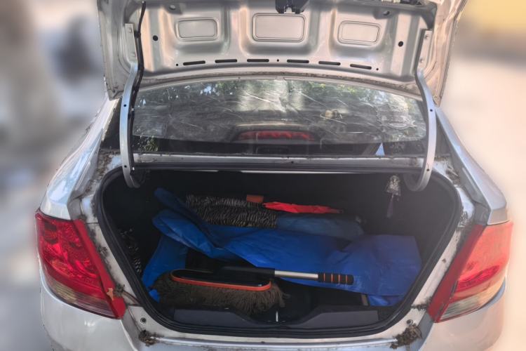 Used Chevrolet Sail 2013 Sedan 1.2L Manual Fashionable Happiness Edition Trunk