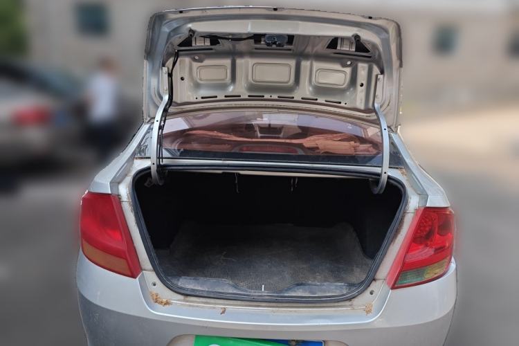 Used Chevrolet Sail 2013 Sedan 1.4L Manual Elegance Edition Trunk