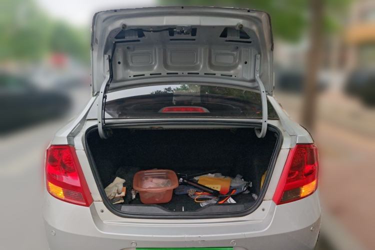 Used Chevrolet Sail 2013 Sedan 1.4L AMT Enjoy Edition Trunk