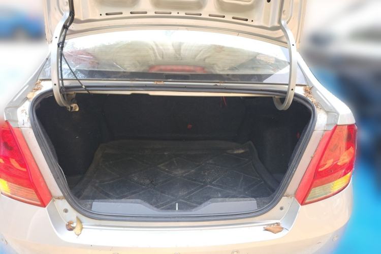 Used Chevrolet Sail 2013 Sedan 1.4L Manual Happiness Edition II Trunk