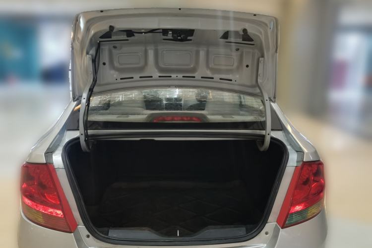 Used Chevrolet Sail 2013 Sedan 1.4L AMT Enjoy Edition Trunk