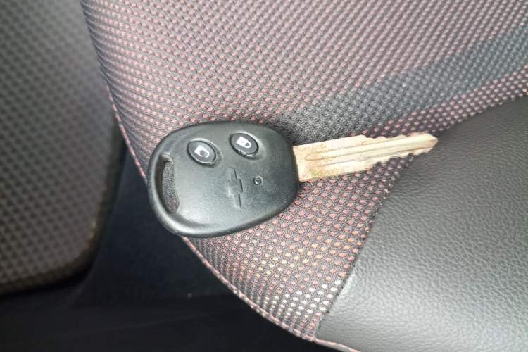 Used Chevrolet Sail 2013 Sedan 1.4L Manual - Youyi Happiness Edition Vehicle Key