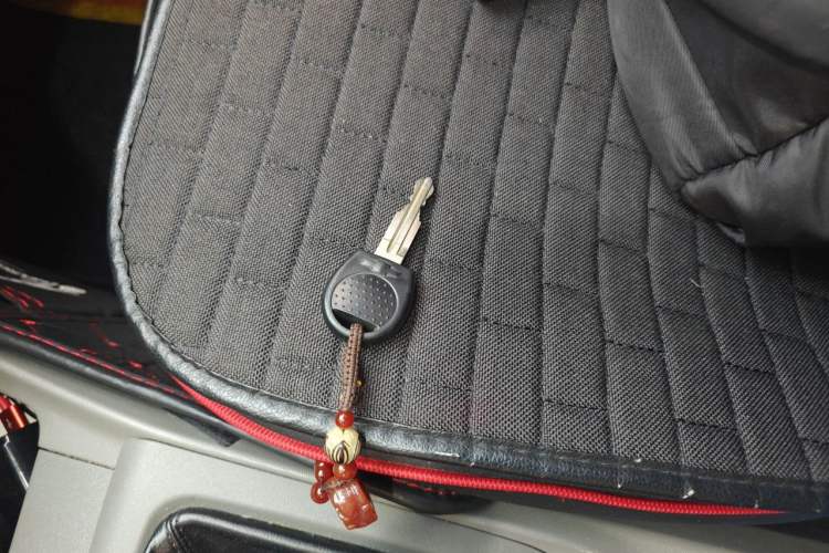 Used Chevrolet Sail 2013 Sedan 1.4L Manual Ideal Edition Vehicle Key