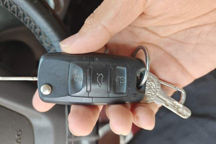 Used Chevrolet Sail 2013 Sedan 1.4L Manual - Youyi Happiness Edition Vehicle Key