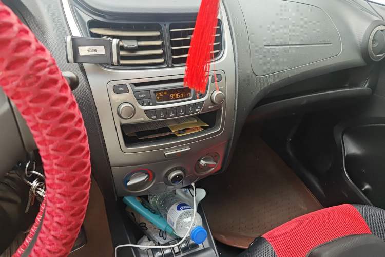 Used Chevrolet Sail 2013 Sedan 1.4L Manual - Youyi Happiness Edition Audio And AC Panel