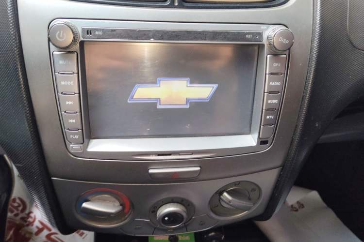 Used Chevrolet Sail 2013 Sedan 1.2L Manual Fashion Edition Audio And AC Panel