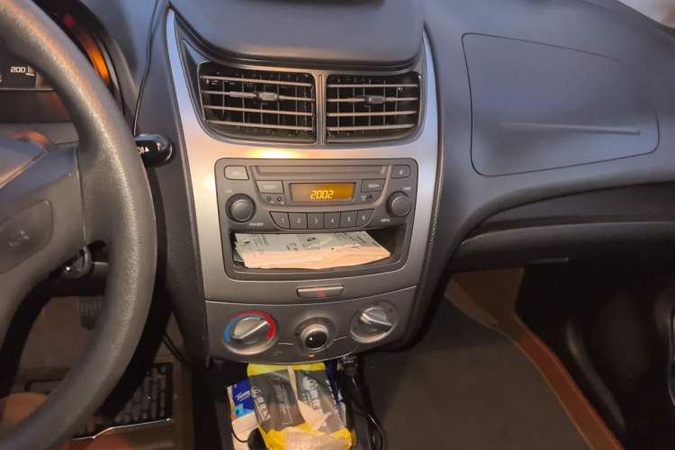 Used Chevrolet Sail 2013 Sedan 1.2L Manual Fashionable Happiness Edition Audio And AC Panel
