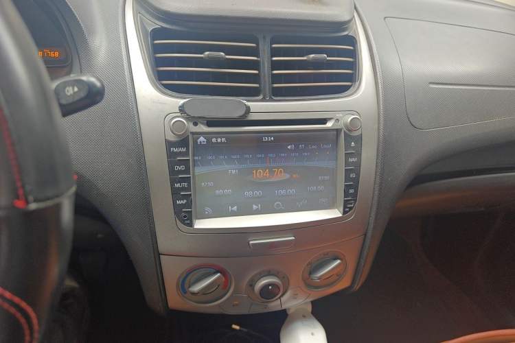 Used Chevrolet Sail 2013 Sedan 1.2L Manual Fashionable Happiness Edition Audio And AC Panel