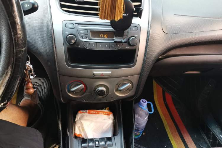 Used Chevrolet Sail 2013 Sedan 1.2L Manual Fashionable Happiness Edition Audio And AC Panel