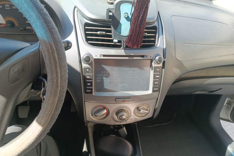 Used Chevrolet Sail 2013 Sedan 1.2L Manual Fashionable Happiness Edition Audio And AC Panel