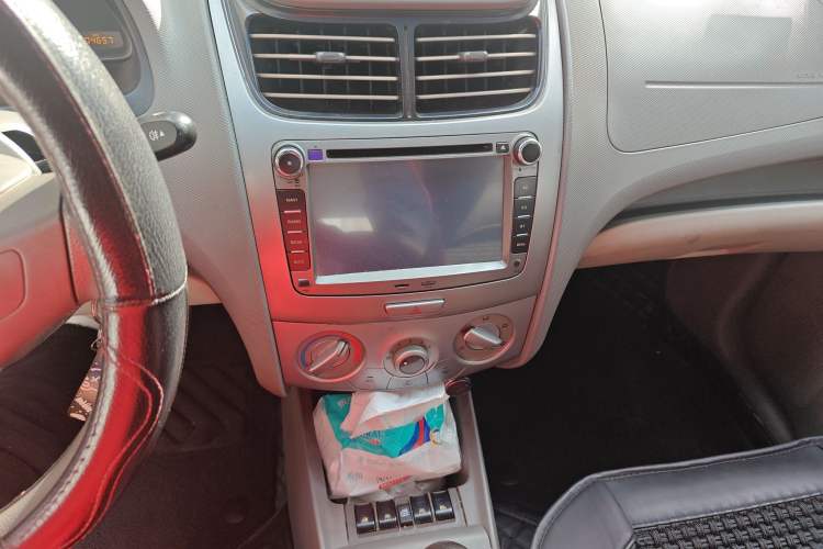 Used Chevrolet Sail 2013 Sedan 1.2L Manual Fashionable Happiness Edition Audio And AC Panel
