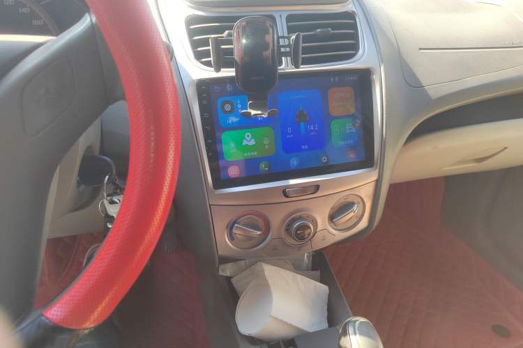 Used Chevrolet Sail 2013 Sedan 1.2L AMT Ideal Edition Audio And AC Panel