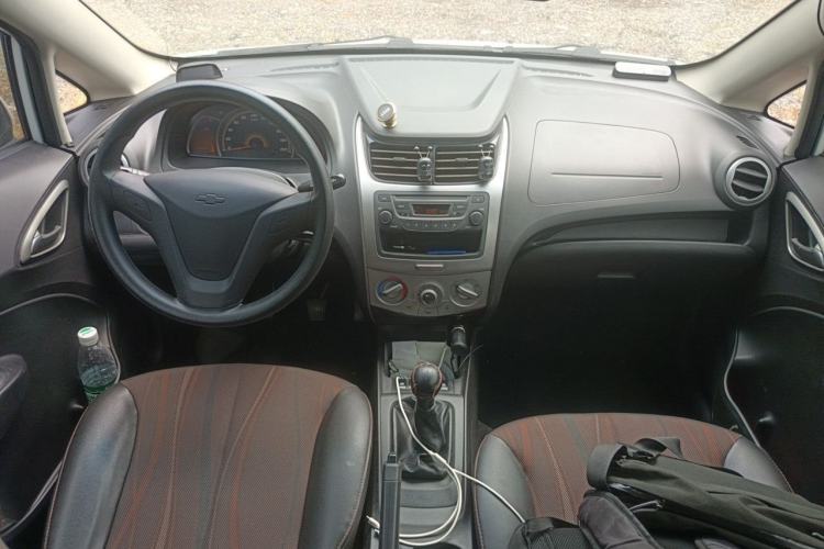 Used Chevrolet Sail 2013 Sedan 1.2L Manual Fashionable Happiness Edition Center Console