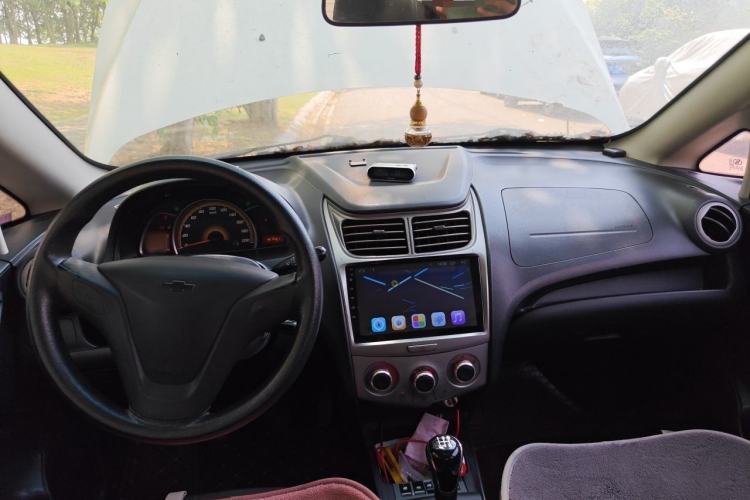 Used Chevrolet Sail 2013 Sedan 1.4L Manual - Youyi Happiness Edition Center Console