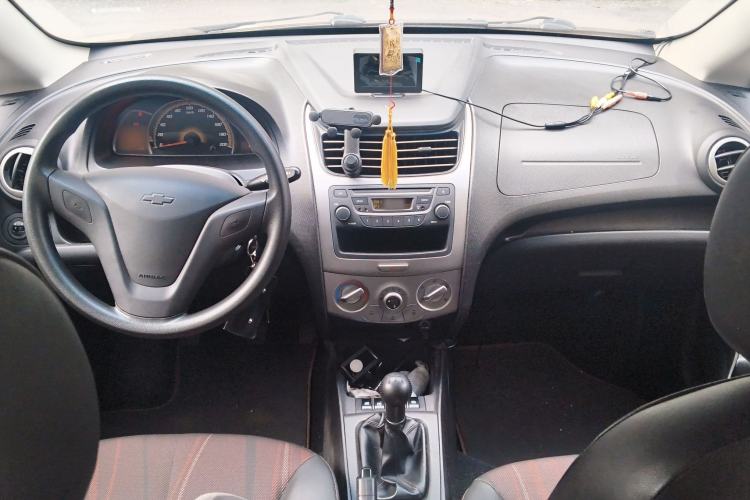 Used Chevrolet Sail 2013 Sedan 1.2L Manual Fashionable Happiness Edition Center Console