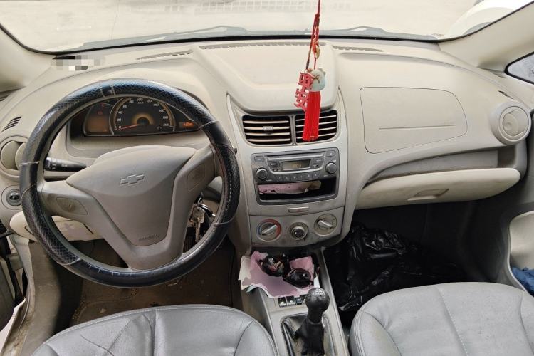 Used Chevrolet Sail  Center Console