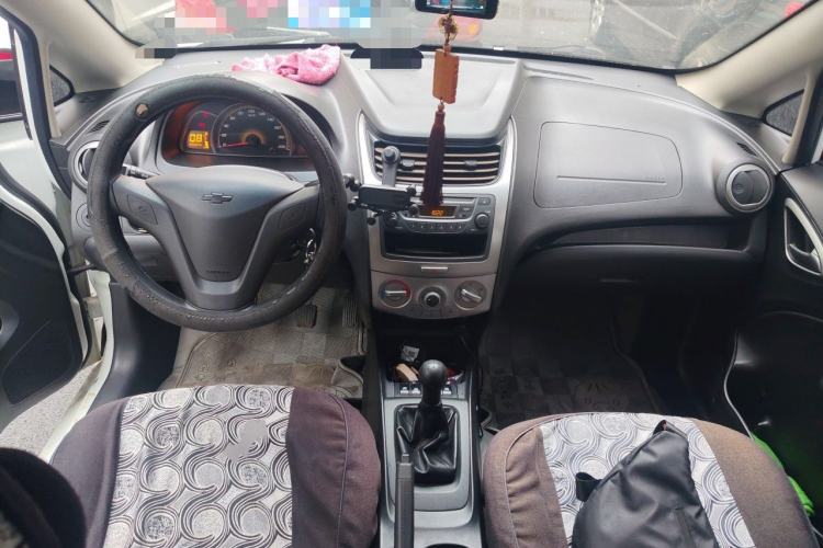 Used Chevrolet Sail 2013 Sedan 1.4L Manual Ideal Happiness Edition Center Console