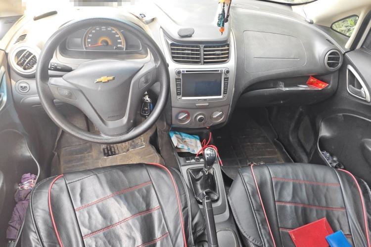 Used Chevrolet Sail 2013 Sedan 1.4L Manual Ideal Happiness Edition Center Console