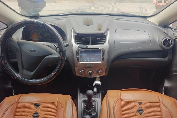Used Chevrolet Sail 2013 Sedan 1.2L Manual Fashionable Happiness Edition Center Console