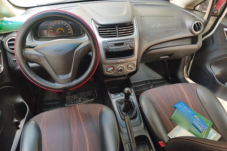 Used Chevrolet Sail 2013 Sedan 1.2L Manual Fashionable Happiness Edition Center Console