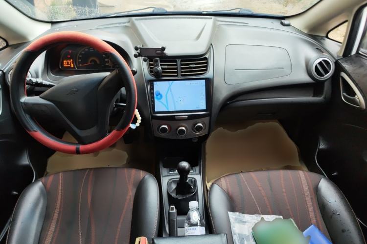 Used Chevrolet Sail 2013 Sedan 1.4L Manual Happiness Edition II Center Console
