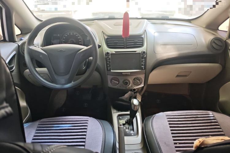Used Chevrolet Sail 2013 Sedan 1.4L AMT Enjoy Edition Center Console