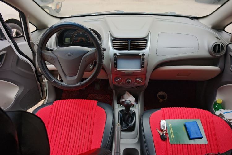 Used Chevrolet Sail 2013 Sedan 1.2L Manual Fashionable Happiness Edition Center Console
