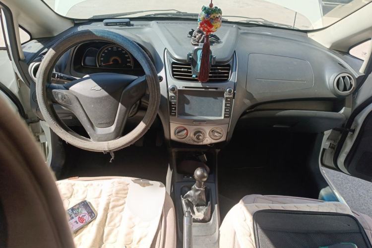 Used Chevrolet Sail 2013 Sedan 1.2L Manual Fashionable Happiness Edition Center Console