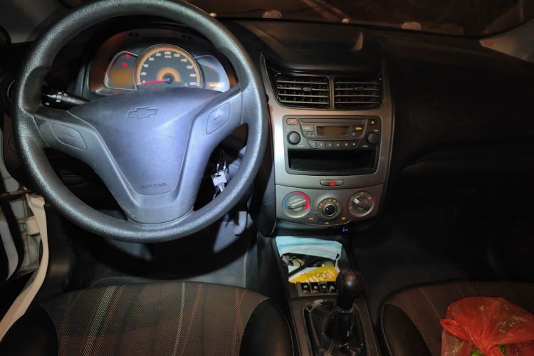 Used Chevrolet Sail 2013 Sedan 1.2L Manual Fashionable Happiness Edition Center Console