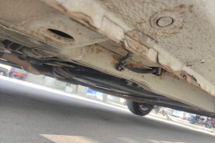 Used Chevrolet Sail 2013 Sedan 1.2L Manual Warm Edition Chassis Front Left