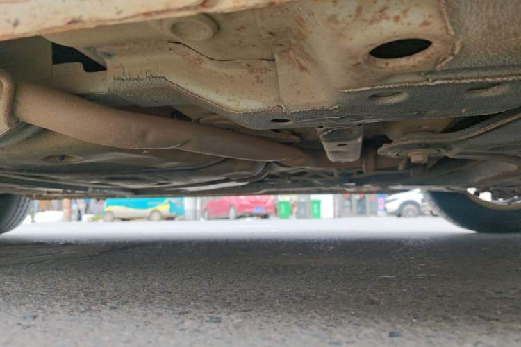 Used Chevrolet Sail 2013 Hatchback 1.2L Manual Warm Edition Chassis Front Right