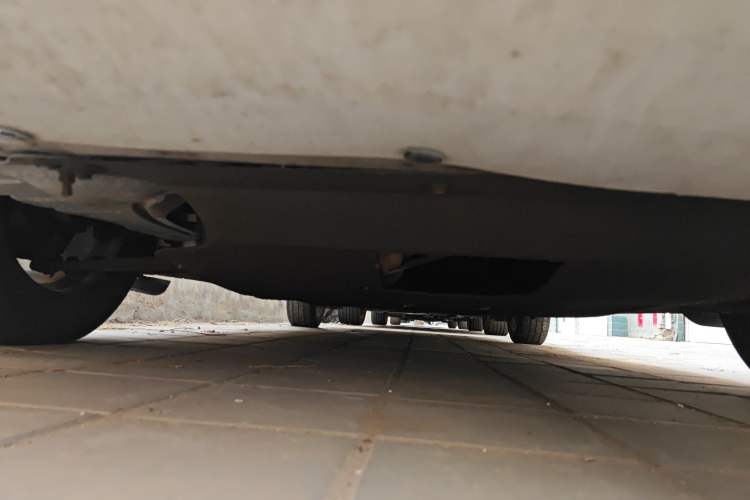Used Chevrolet Sail 2013 Sedan 1.4L AMT Enjoy Edition Chassis Front
