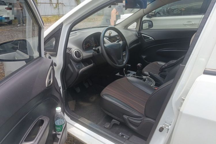 Used Chevrolet Sail 2013 Sedan 1.2L Manual Fashionable Happiness Edition Driver Seat