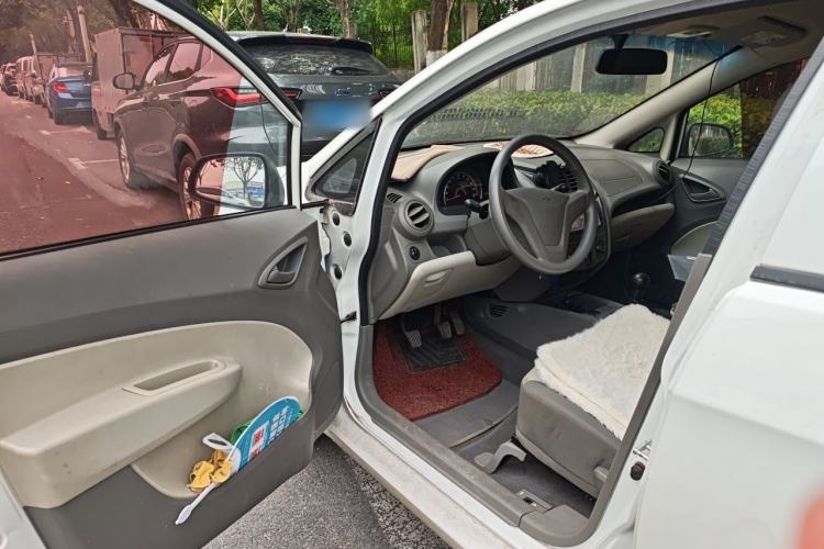 Used Chevrolet Sail 2013 Sedan 1.2L Manual Warm Edition Driver Seat