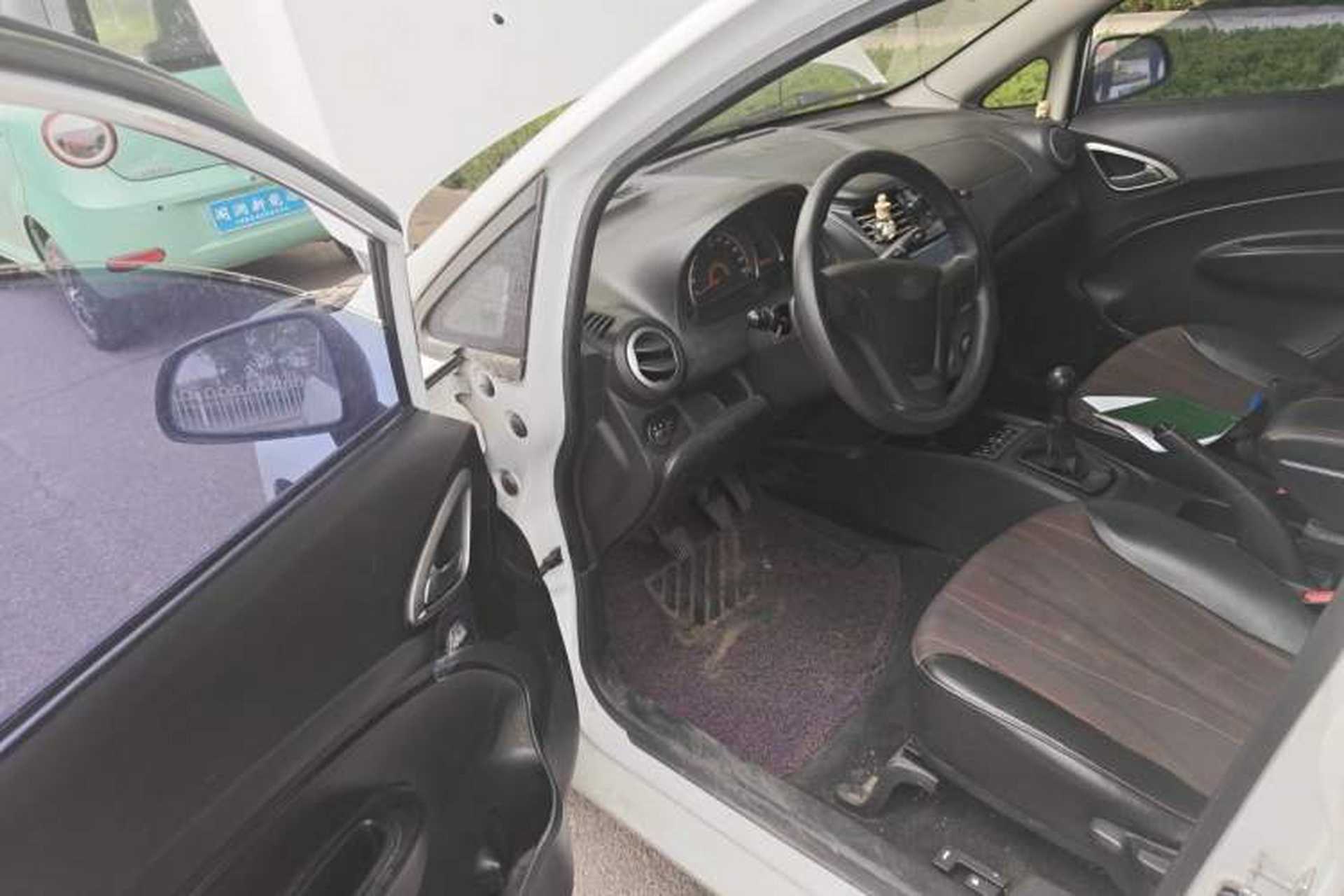 Used Chevrolet Sail 2013 Sedan 1.4L Manual Ideal Happiness Edition Driver Seat