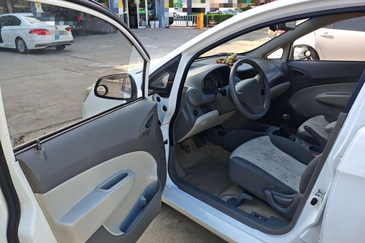 Used Chevrolet Sail 2013 Sedan 1.2L Manual Fashion Edition Driver Seat