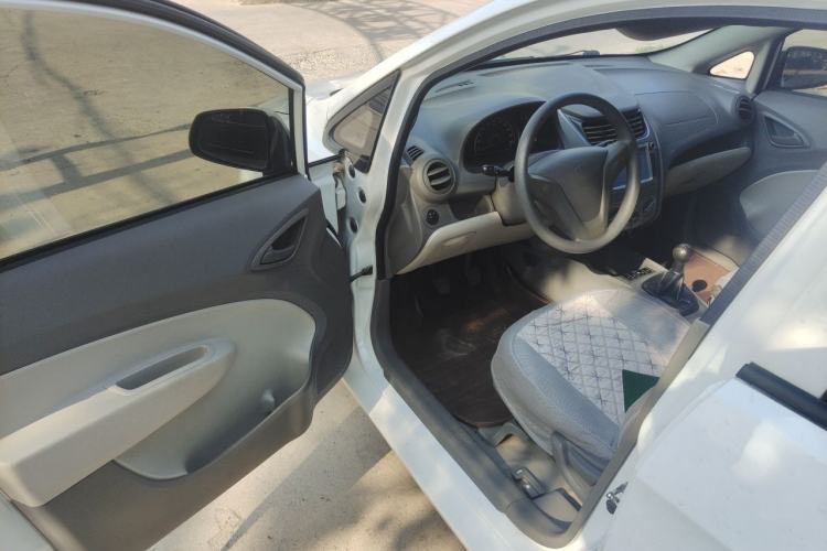 Used Chevrolet Sail 2013 Sedan 1.2L Manual Warm Edition Driver Seat