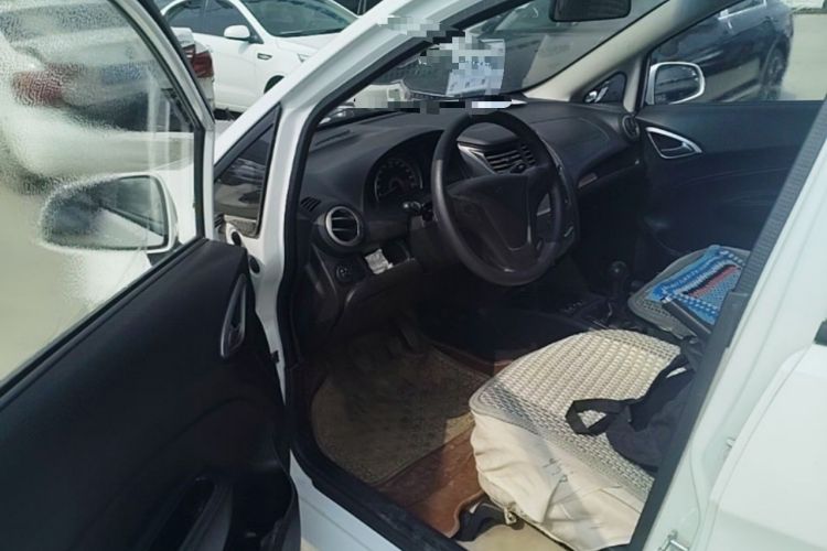 Used Chevrolet Sail 2013 Sedan 1.4L Manual - Youyi Happiness Edition Driver Seat