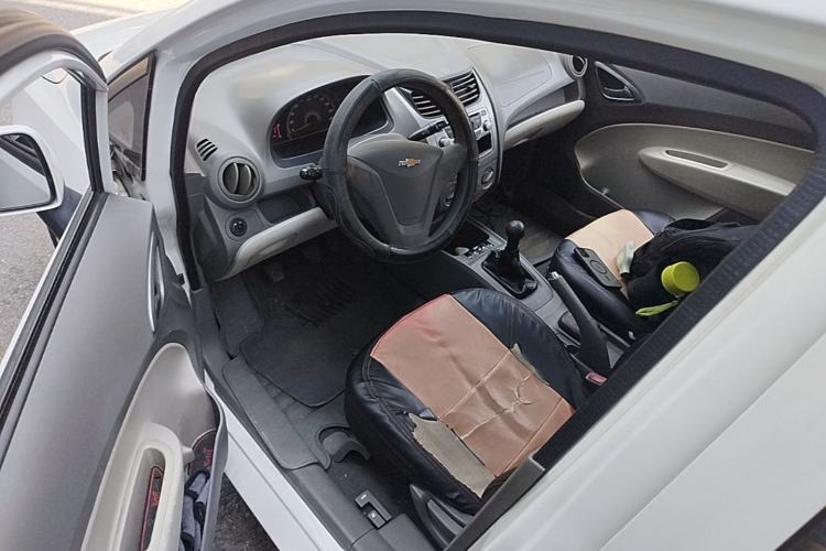 Used Chevrolet Sail 2013 Sedan 1.4L Manual Elegance Edition Driver Seat