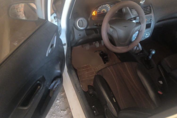 Used Chevrolet Sail 2013 Sedan 1.2L Manual Fashionable Happiness Edition Driver Seat