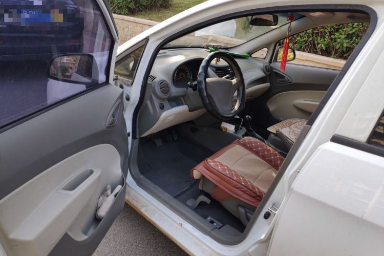 Used Chevrolet Sail 2013 Sedan 1.4L Manual Ideal Edition Driver Seat