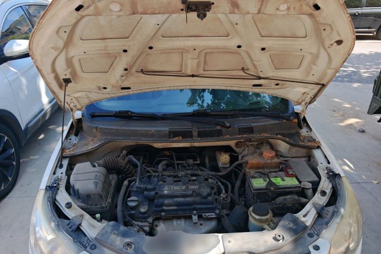Used Chevrolet Sail 2013 Sedan 1.4L AMT Enjoy Edition Engine Bay