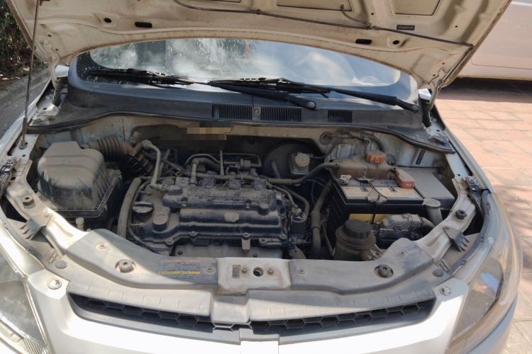 Used Chevrolet Sail 2013 Sedan 1.4L AMT Enjoy Edition Engine Bay