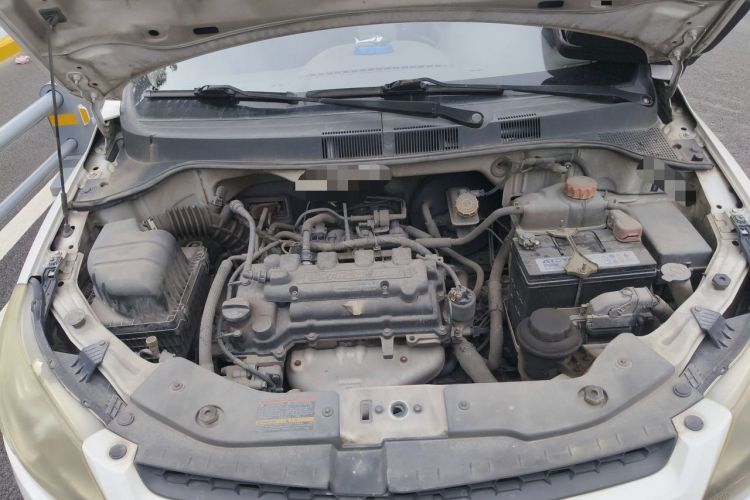 Used Chevrolet Sail 2013 Sedan 1.4L AMT Enjoy Edition Engine Bay