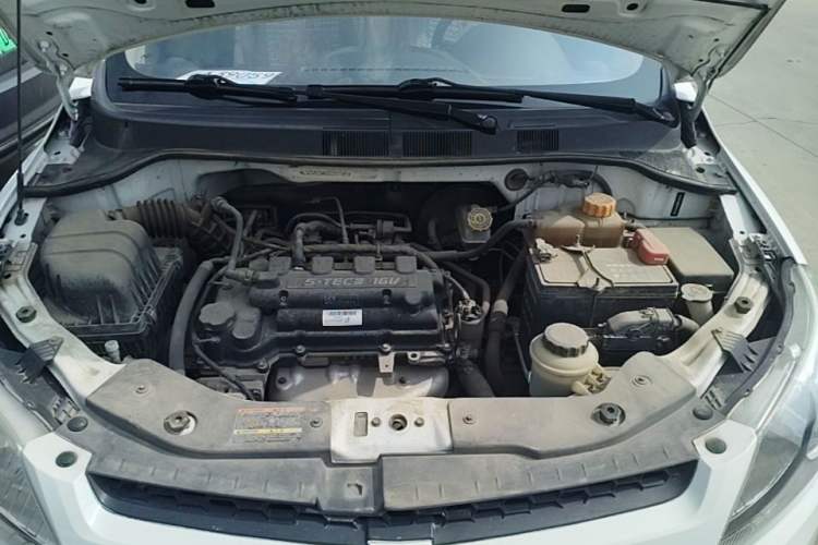 Used Chevrolet Sail 2013 Sedan 1.4L Manual - Youyi Happiness Edition Engine Bay