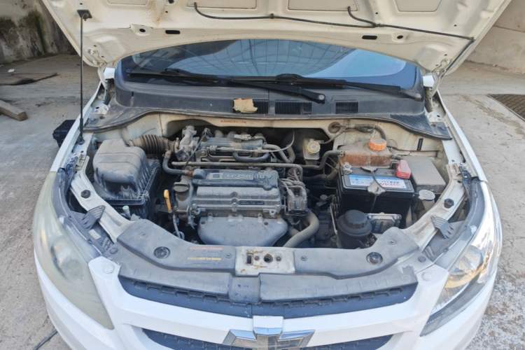 Used Chevrolet Sail 2013 Sedan 1.2L Manual Fashionable Happiness Edition Engine Bay